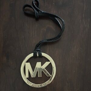 Michael Kors Black and Gold Key Holder